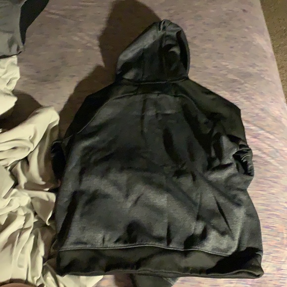 Sweater - Picture 3 of 3